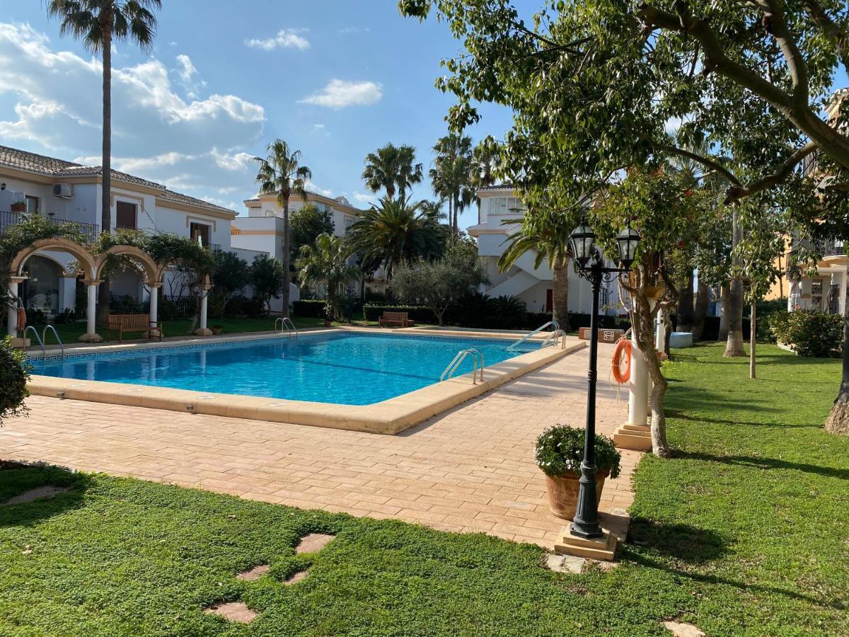 Apartamento El Patio V Дения Екстериор снимка