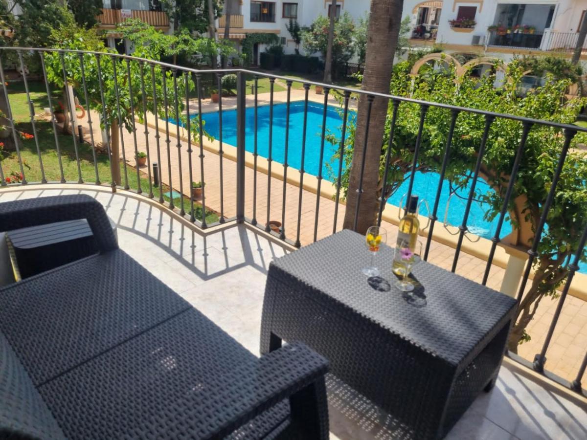 Apartamento El Patio V Дения Екстериор снимка