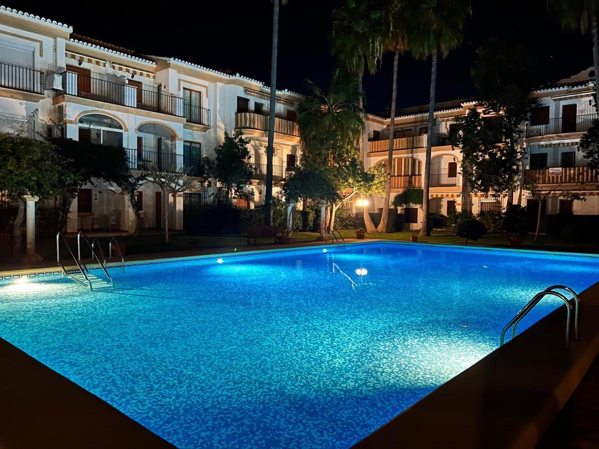 Apartamento El Patio V Дения Екстериор снимка