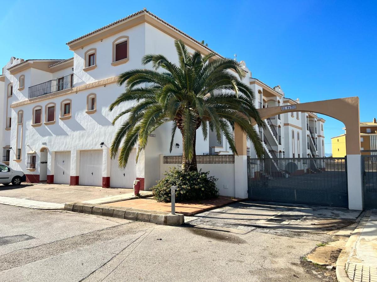 Apartamento El Patio V Дения Екстериор снимка