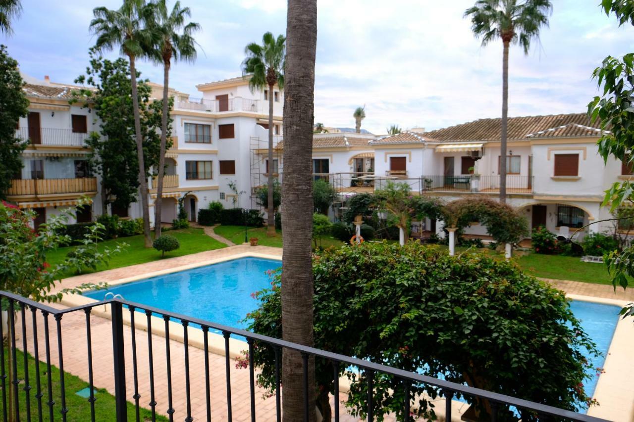 Apartamento El Patio V Дения Екстериор снимка